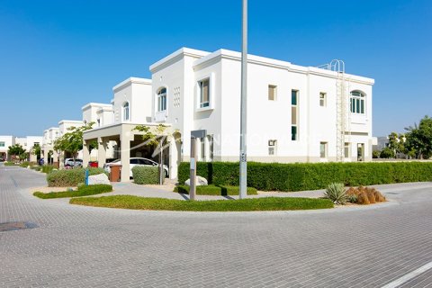 3 chambres Villa à Al Ghadeer, UAE No. 3420 1