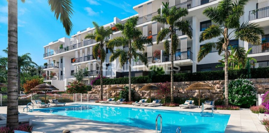 2 bedrooms Apartment in Estepona, Spain No. 25886