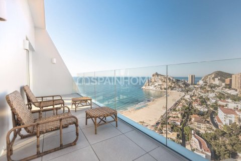 3 bedrooms Apartment in Benidorm, Spain No. 25885 1