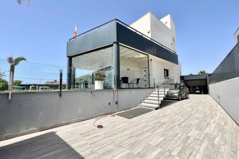 218.00m² Villa en Torrevieja, Spain No. 25859 6