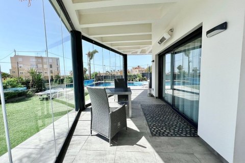 218.00m² Villa à Torrevieja, Spain No. 25859 13