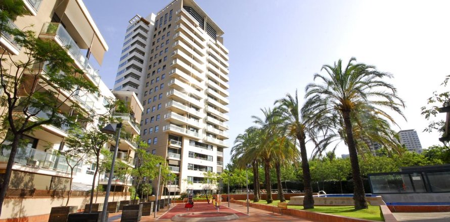 3 chambres Appartement à Barcelona, Spain No. 25199