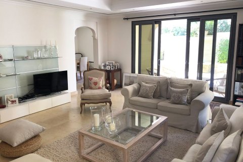 3 dormitorios Townhouse en  Saadiyat Island, UAE No. 6132 4