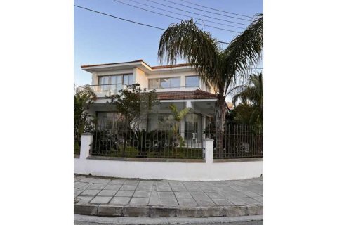 4 dormitorios House en Aglantzia, Cyprus No. 63542 1