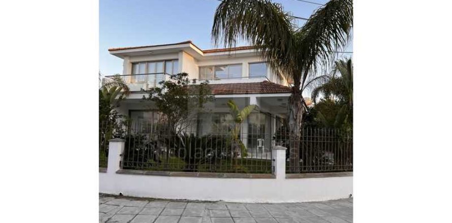 4 dormitorios House en Aglantzia, Cyprus No. 63542