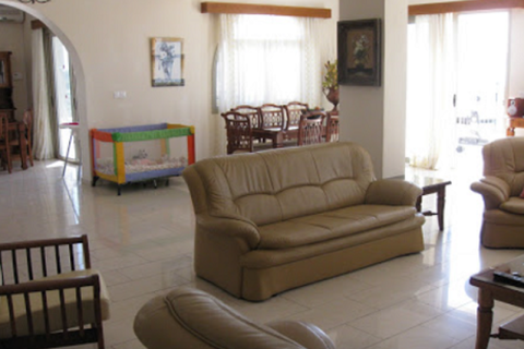 5 bedrooms House in Argaka, Cyprus No. 29548 11