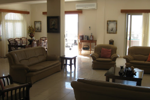 5 bedrooms House in Argaka, Cyprus No. 29548 10