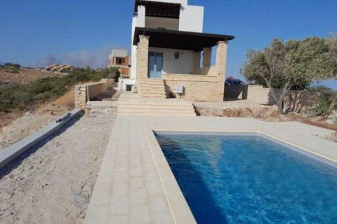 4 bedrooms House in Pissouri, Cyprus No. 29204 2