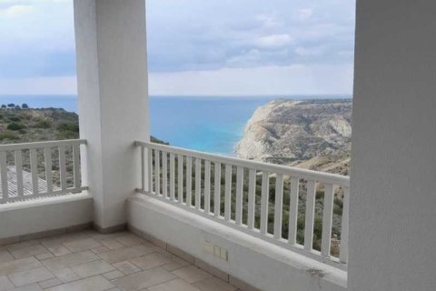 4 bedrooms House in Pissouri, Cyprus No. 29204 7