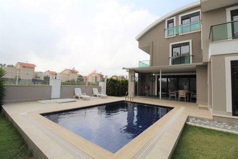 4+1 Villa en Kadriye, Turkey No. 16903 8