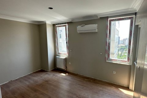 2+1 Appartement à Kadikoy, Turkey No. 14342 6