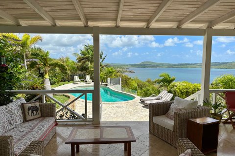 3 bedrooms Villa in Piccadilly, Antigua and Barbuda No. 73030 2