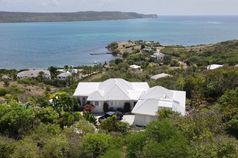 3 bedrooms Villa in Piccadilly, Antigua and Barbuda No. 73030 3