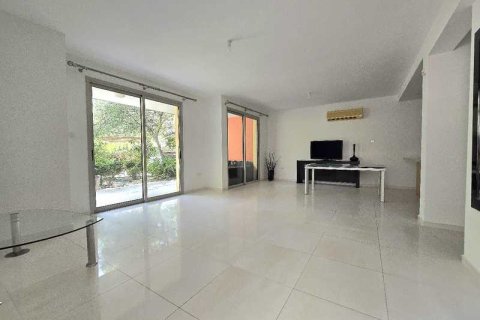 3 dormitorios Apartment en Agios Tychonas, Cyprus No. 66157 5