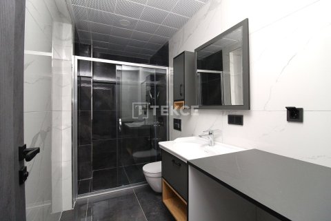 2+1 Apartment en Bursa, Turkey No. 75357 12