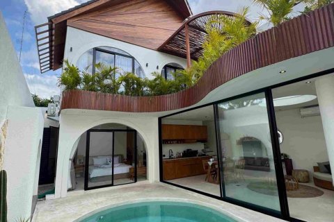 2 bedrooms Villa in Seminyak, Indonesia No. 23072 18