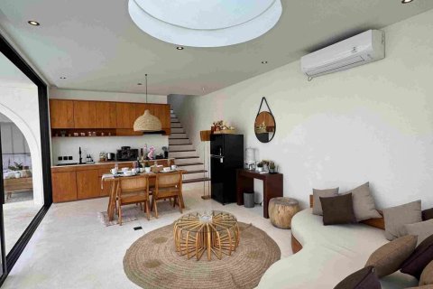 2 bedrooms Villa in Seminyak, Indonesia No. 23072 21