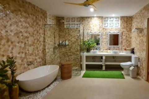 6 bedrooms Villa in Nusa Dua, Indonesia No. 23032 10