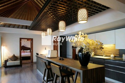 4 bedrooms Villa in Jimbaran, Indonesia No. 23016 5