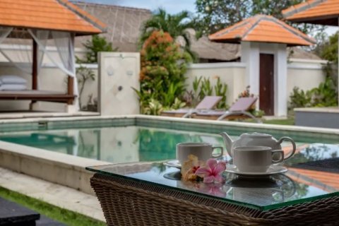 3 bedrooms Villa in Jimbaran, Indonesia No. 23022 2