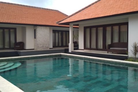 3 bedrooms Villa in Jimbaran, Indonesia No. 23022 20