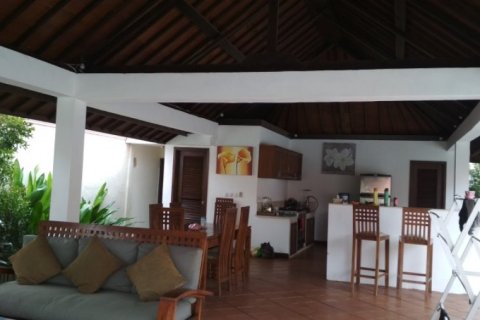 3 bedrooms Villa in Jimbaran, Indonesia No. 23022 5