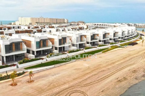 4 dormitorios Townhouse en Mina Al Arab, UAE No. 5807 4