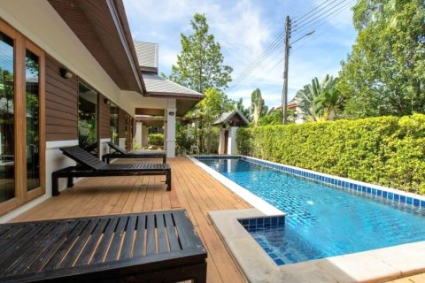 4 bedrooms House in Chiang Mai, Thailand No. 2425 1