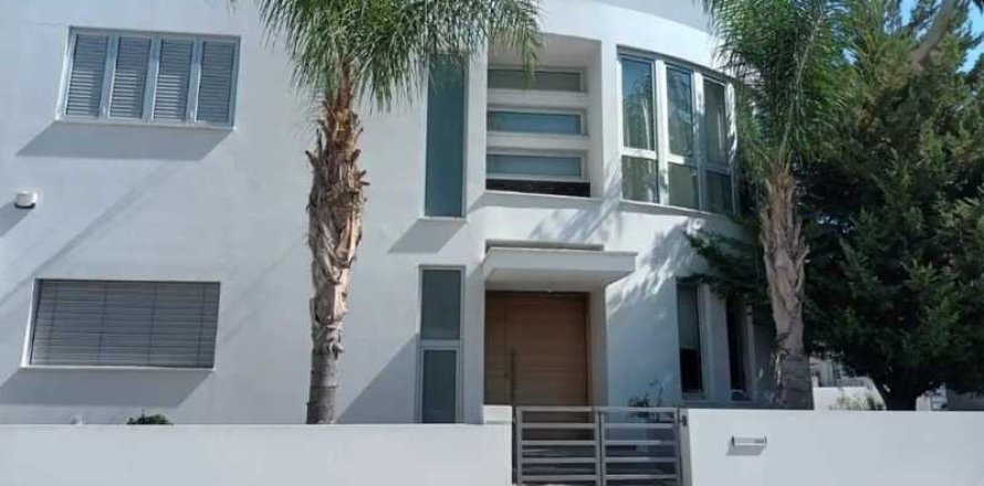 3 dormitorios House en Strovolos, Cyprus No. 75677