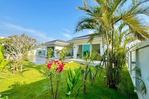 4 bedrooms Villa in Hua Hin, Thailand No. 1825 14