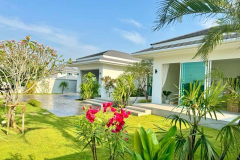 4 bedrooms Villa in Hua Hin, Thailand No. 1825 7