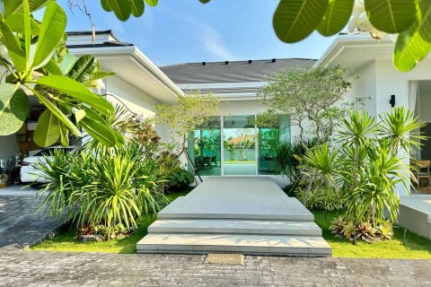 4 bedrooms Villa in Hua Hin, Thailand No. 1825 6