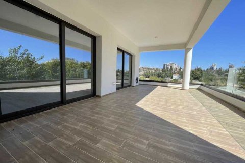 3 dormitorios Apartment en Germasogeia, Cyprus No. 43532 8