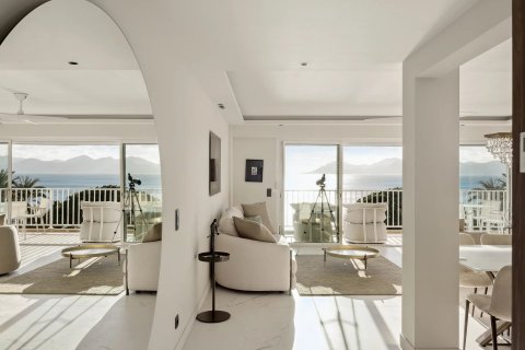 3 bedrooms Apartment in Cannes, France No. 74075 7