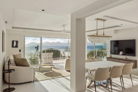 3 bedrooms Apartment in Cannes, France No. 74075 3