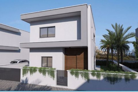 2 bedrooms Villa in Agios Tychonas, Cyprus No. 36769 3