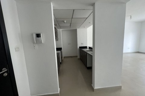 2 dormitorios Apartment en Al Reef, UAE No. 7608 7