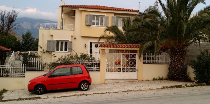 5 chambres House à Loutraki, Greece No. 59076