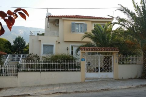 5 chambres House à Loutraki, Greece No. 59076 3