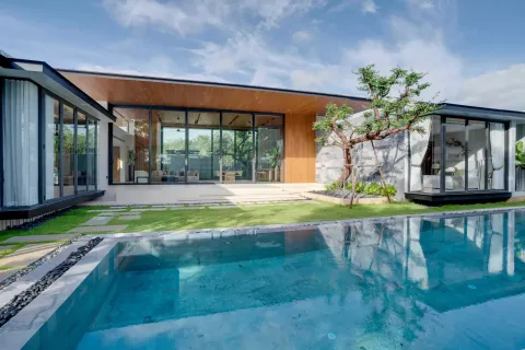 4 bedrooms Villa in Phuket, Thailand No. 71521 1