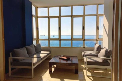 4 bedrooms Apartment in Limassol, Cyprus No. 63956 1