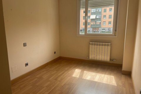 3 dormitorios Apartment en Madrid, Spain No. 26288 6