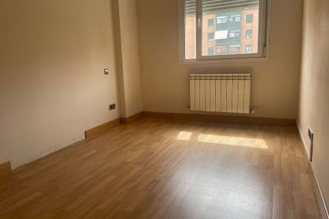 3 dormitorios Apartment en Madrid, Spain No. 26288 9