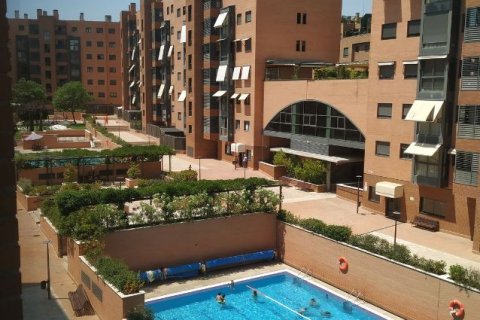 3 bedrooms Apartment in Madrid, Spain No. 26289 1