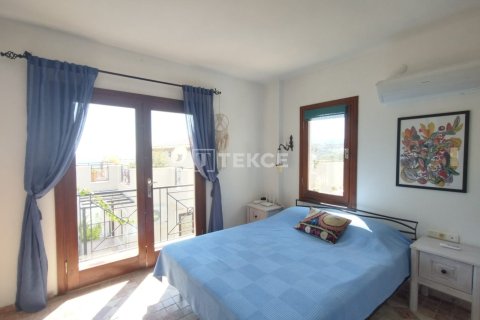 4+1 Villa in Kas, Turkey No. 13911 22