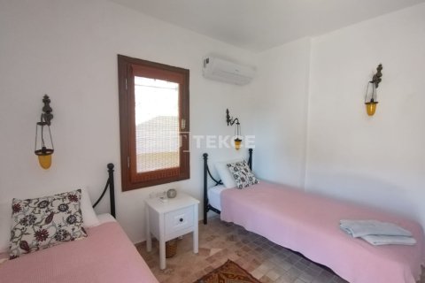 4+1 Villa in Kas, Turkey No. 13911 23