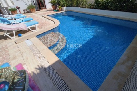 4+1 Villa in Kas, Turkey No. 13911 11