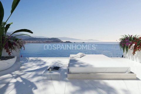 3 bedrooms Penthouse in Almunecar, Spain No. 27819 2