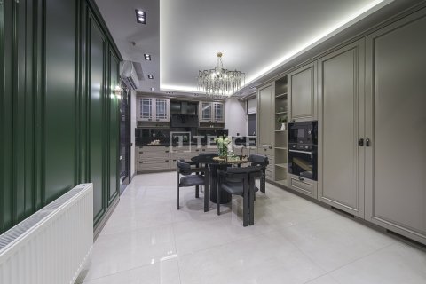 5+1 Apartment in Mezitli, Turkey No. 15923 17