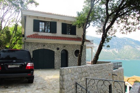 3 chambres Appartement à Kotor, Montenegro No. 66897 7